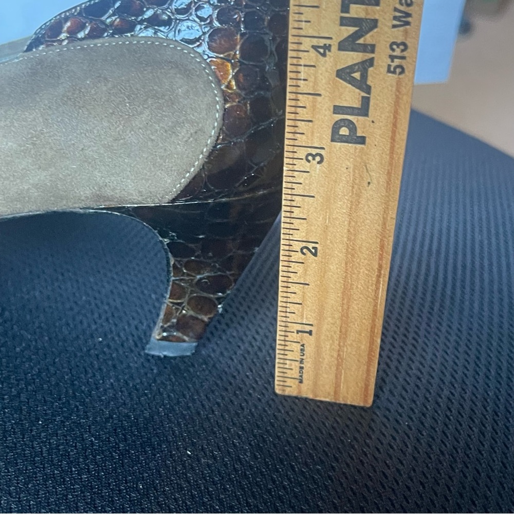 VTG Impo Loden Brown Suede & Faux Crocodile Pump Sz 7.5B US - Picture 17 of 17